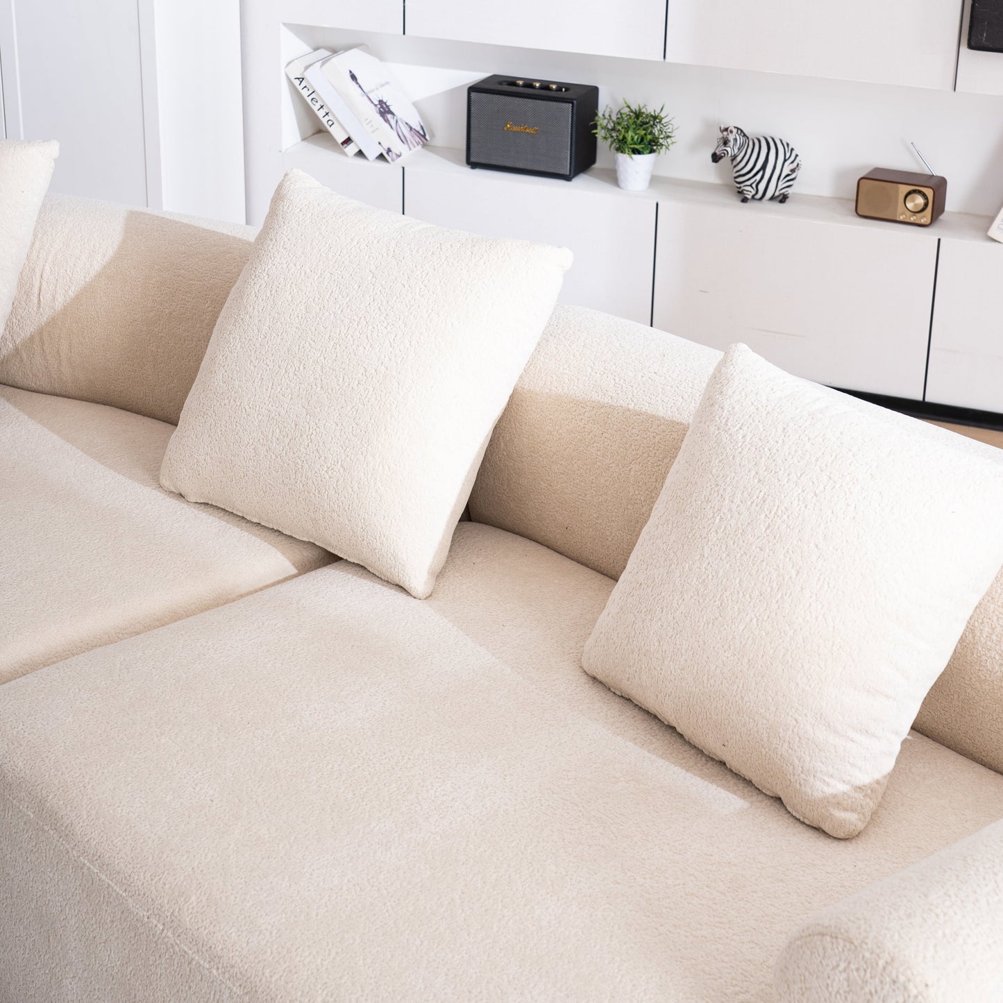 Canapé moderne incurvé en mousse à mémoire de forme à assise profonde