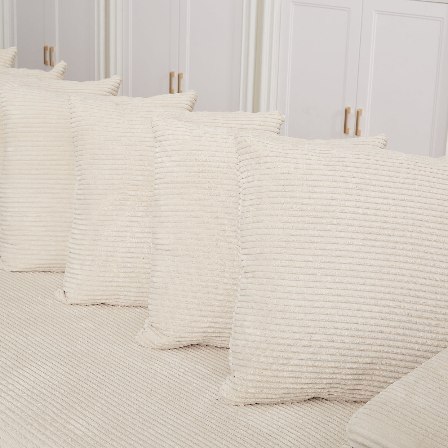 Canapé en L surdimensionné de 104 pouces en velours côtelé avec méridienne