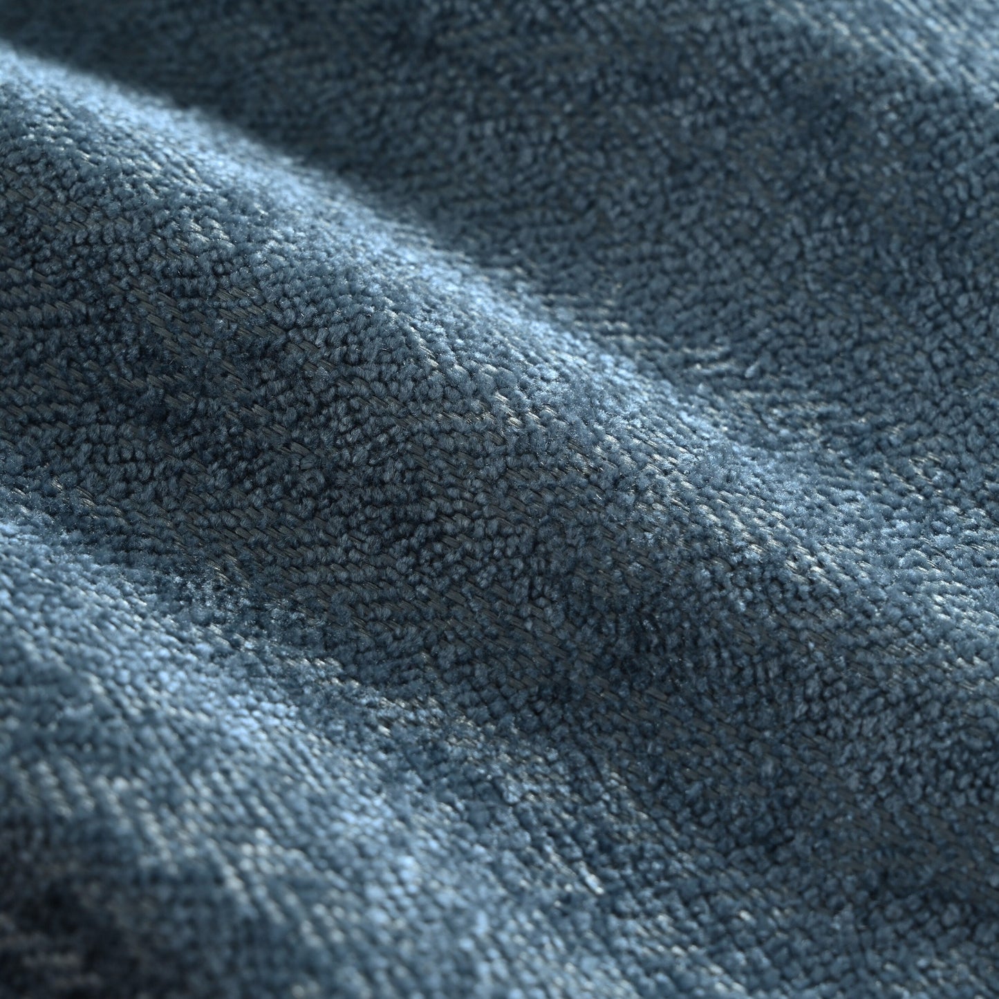 Canapé 3 places incurvé en polyester 81,5 avec accoudoirs ergonomiques, mousse haute densité et aucun assemblage requis