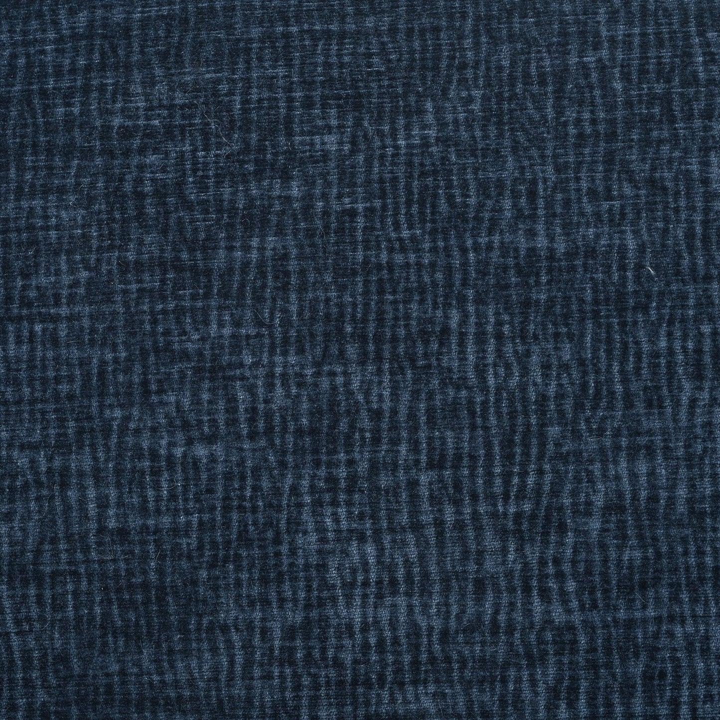 Canapé 3 places en tissu chenille de 85,8 cm de large, avec mousse sans poudre et ressorts ensachés pour un confort optimal.