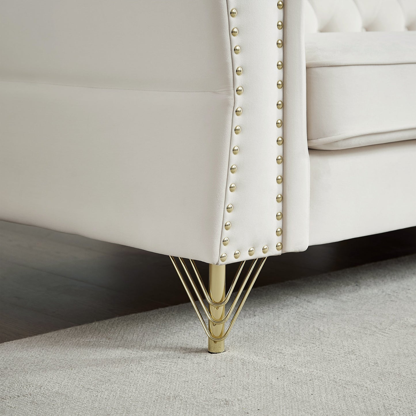Canapé 3 places en velours beige 81,8 avec canapé capitonné et pieds en métal pour le salon