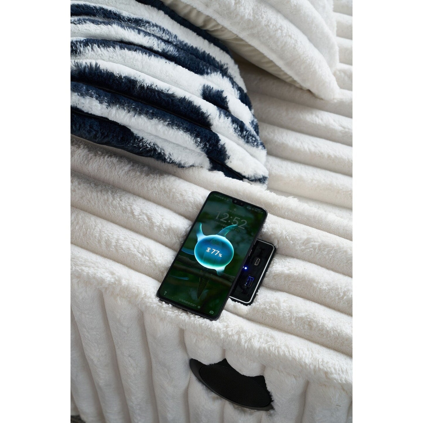 Canapé causeuse en velours côtelé beige avec pouf et haut-parleur Bluetooth