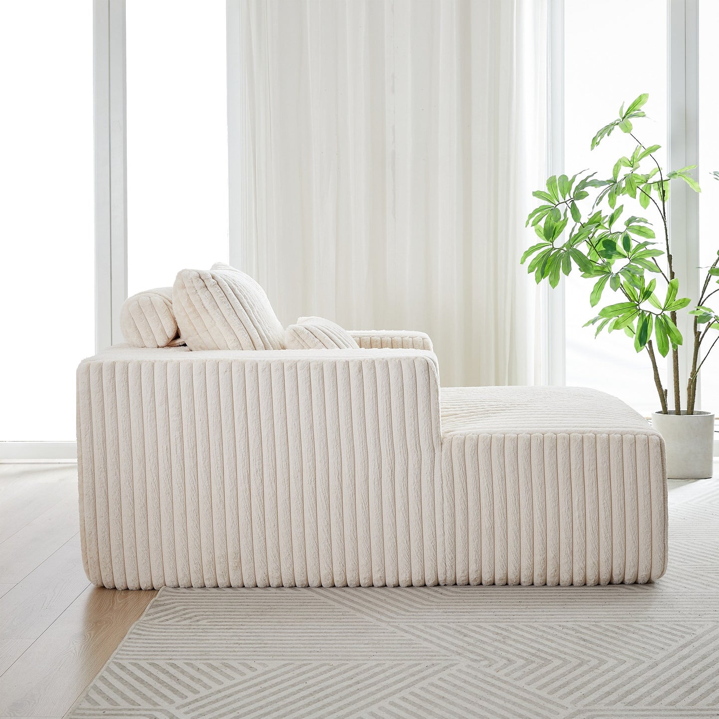 Fauteuil de salon en velours côtelé beige avec 2 coussins