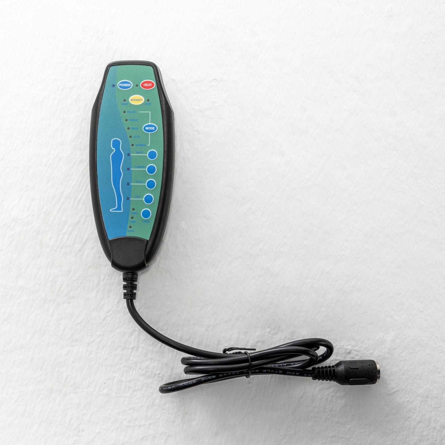 Fauteuil inclinable électrique beige pour personnes âgées, inclinable à 180°, moteur OKIN, assise large et poches latérales.