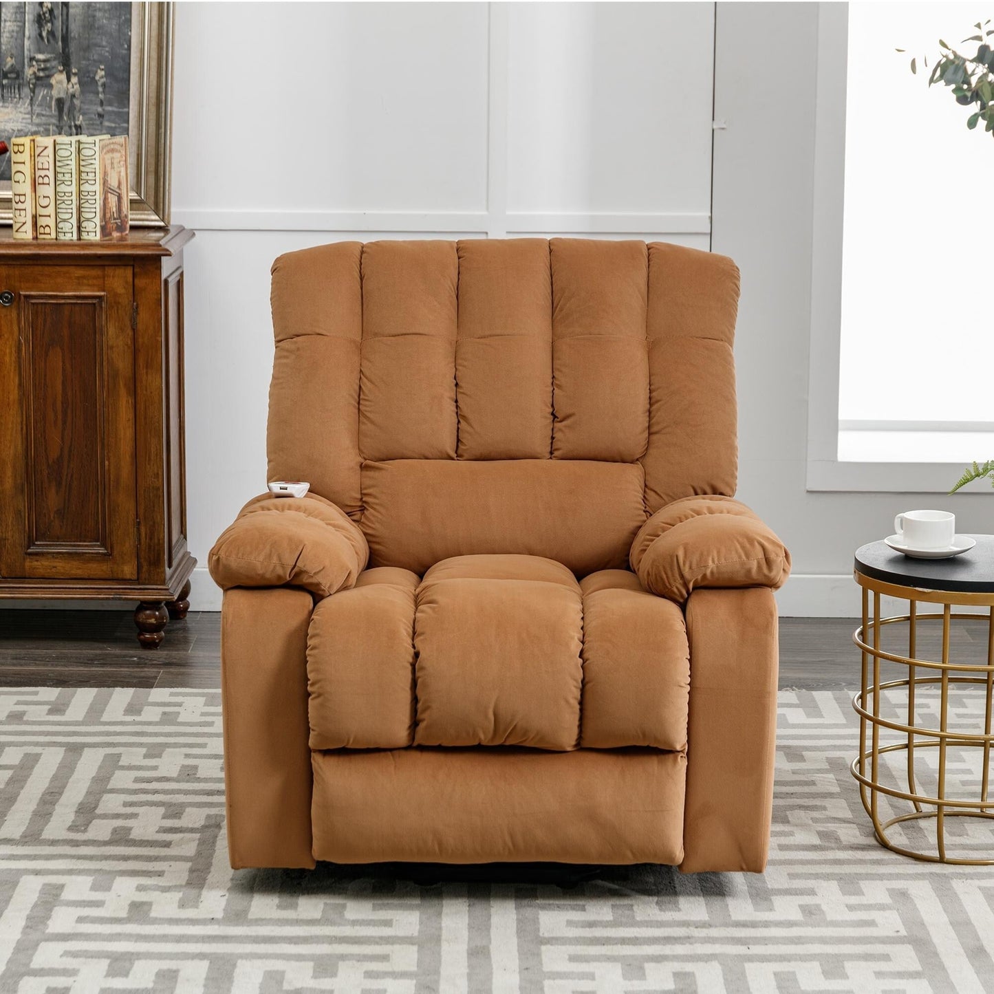 Fauteuil inclinable électrique beige avec chauffage, massage par vibrations et poches de rangement latérales pour le salon