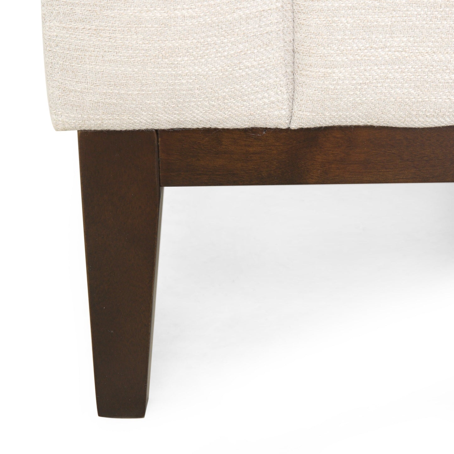 Canapé 3 places beige moderne 80 avec pieds en bois et coussins assortis pour le salon