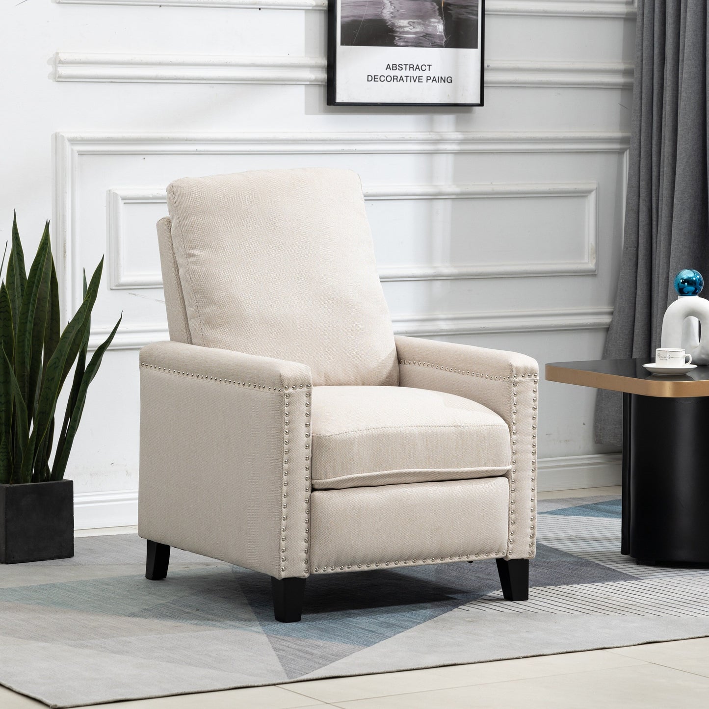 Fauteuil inclinable manuel en velours beige moderne avec coussins et décoration cloutée