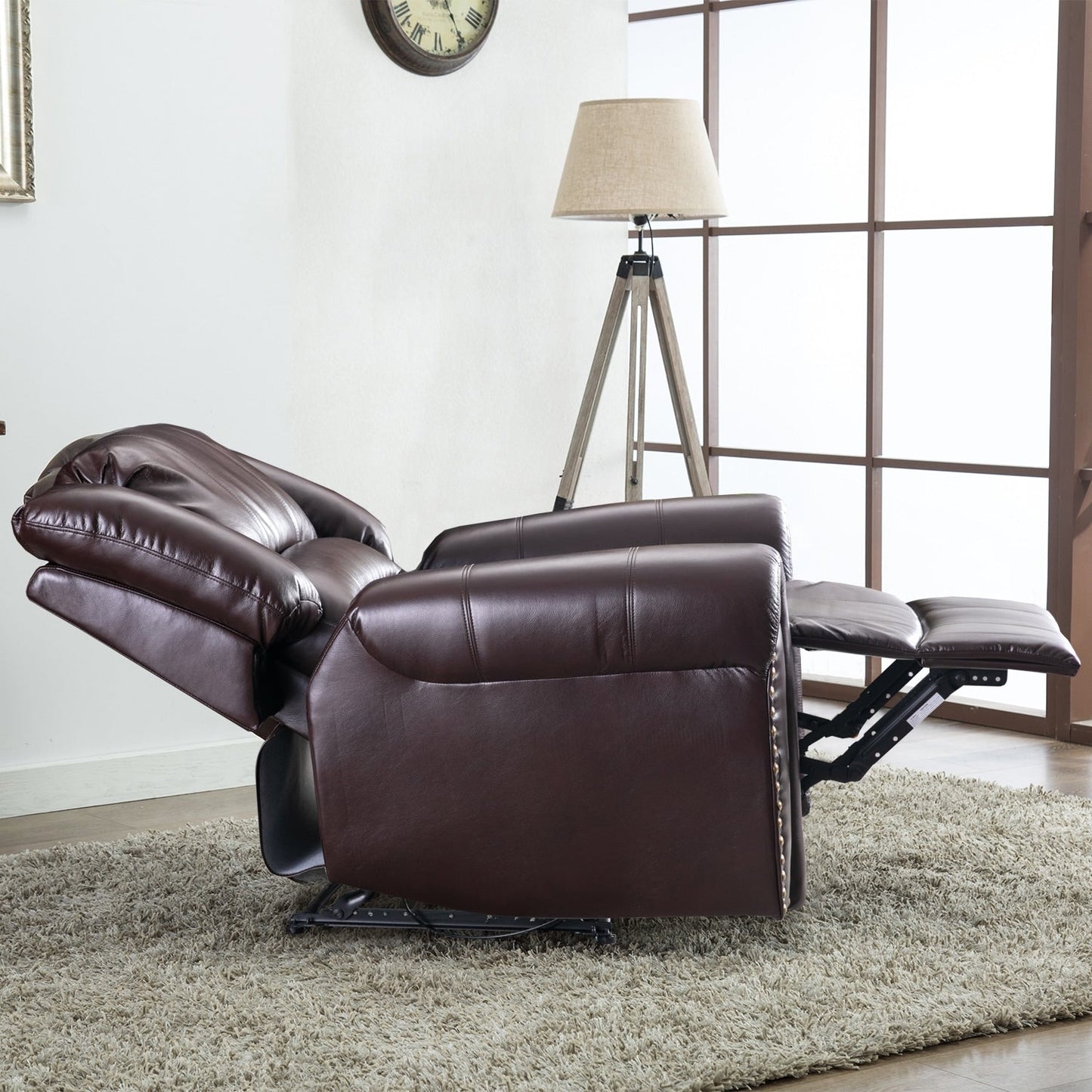 Fauteuil inclinable manuel classique et traditionnel avec accoudoirs et dossier confortables