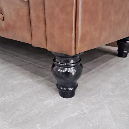Canapé 3 places capitonné Chesterfield en cuir pour salon, avec accoudoirs roulés et 4 pieds en forme de gourde, marron