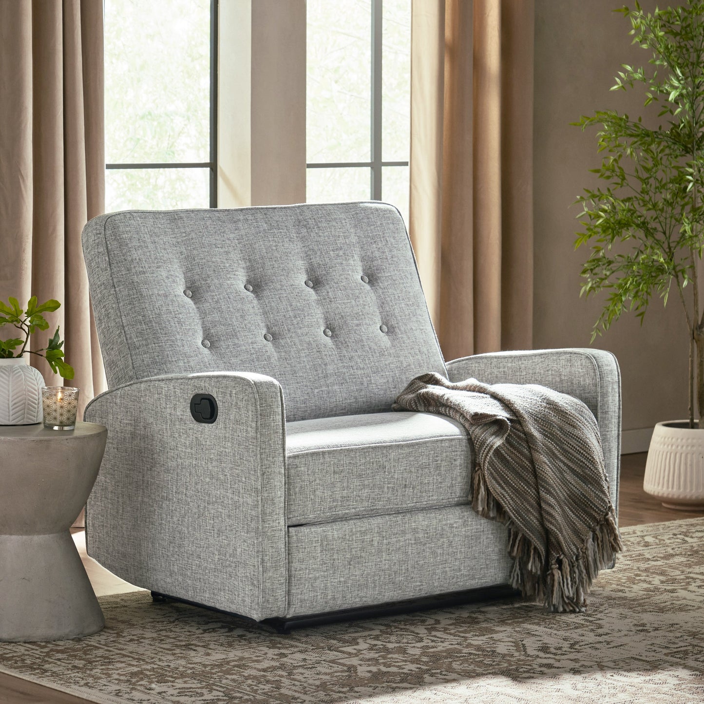 Fauteuil inclinable surdimensionné capitonné Calliope par Christopher Knight Home