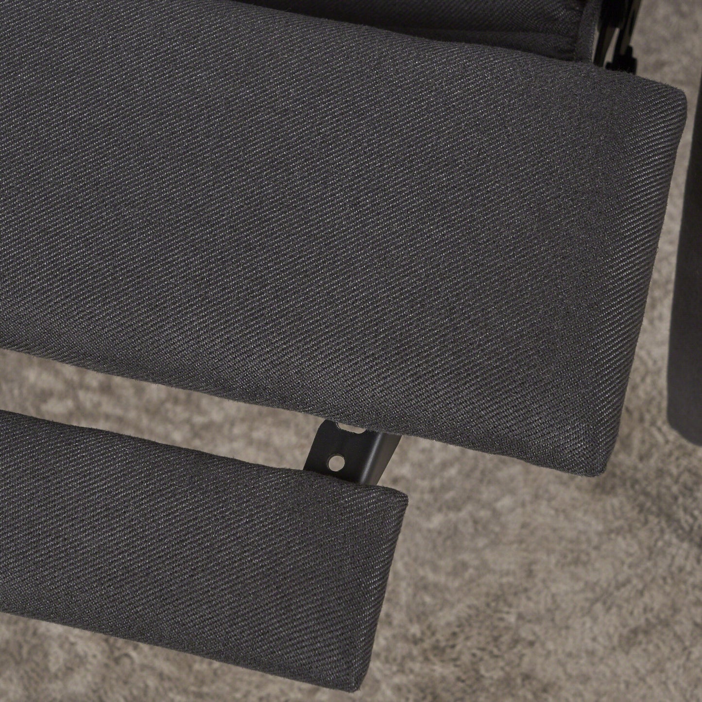 Fauteuil inclinable en tissu capitonné Cerelia par Christopher Knight Home