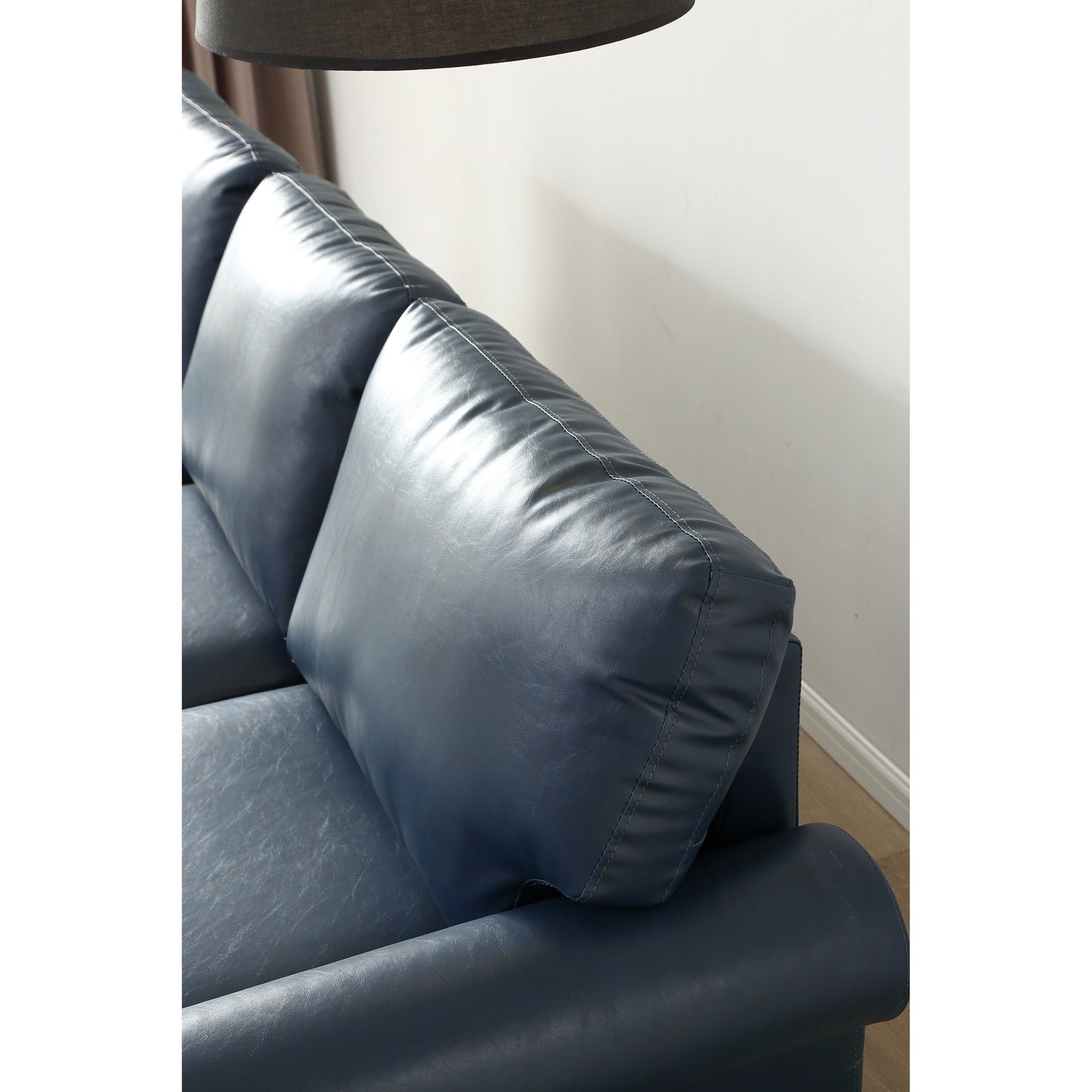 Canapé de salon classique à accoudoirs ronds avec clous argentés en similicuir bleu marine