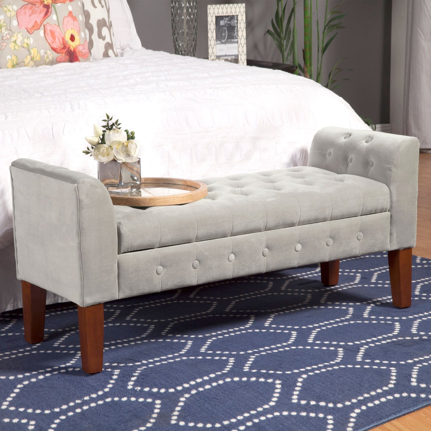 Banc de rangement style canapé en velours gris colombe Copper Grove Arum