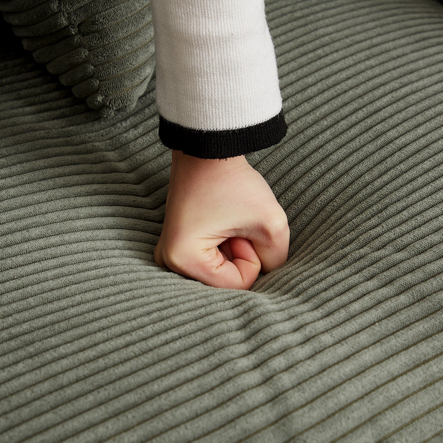 Canapé causeuse en velours côtelé pour salon, canapé 2 places rembourré de grande taille avec assise profonde et 2 oreillers