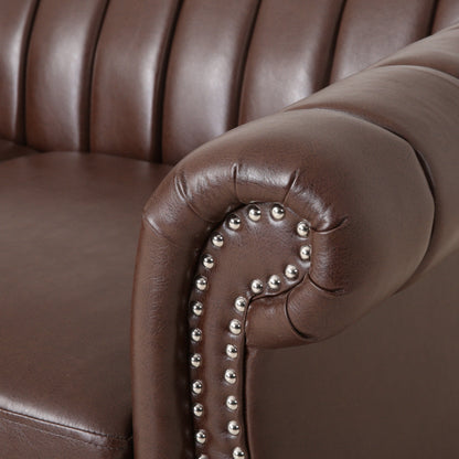 Canapé Chesterfield marron foncé avec têtes de clous et pieds en bouleau