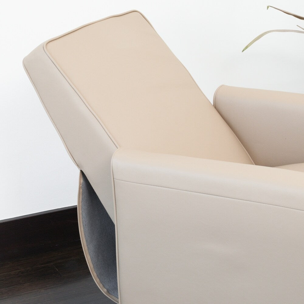 Fauteuil club inclinable Darvis en cuir reconstitué noir par Christopher Knight Home