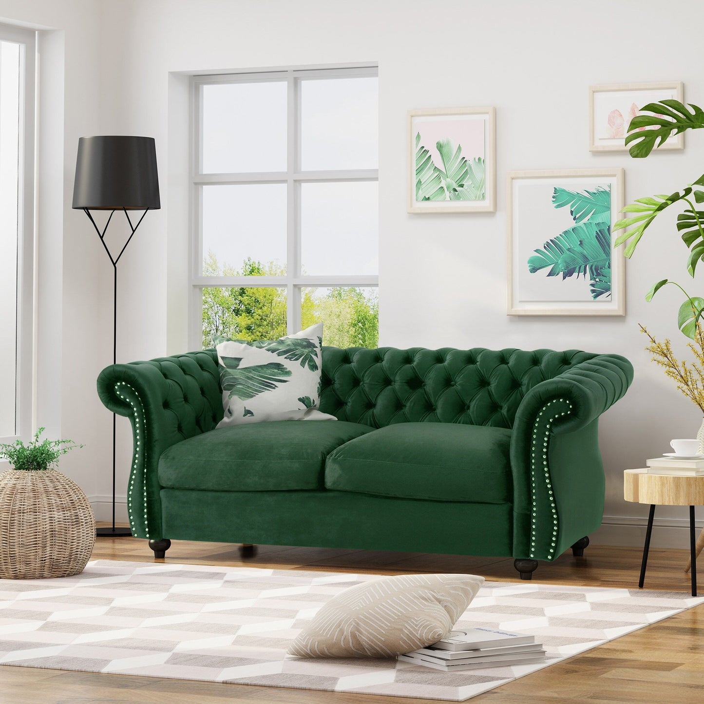 Canapé Chesterfield capitonné Emerald 61,75 avec têtes de clous et pieds