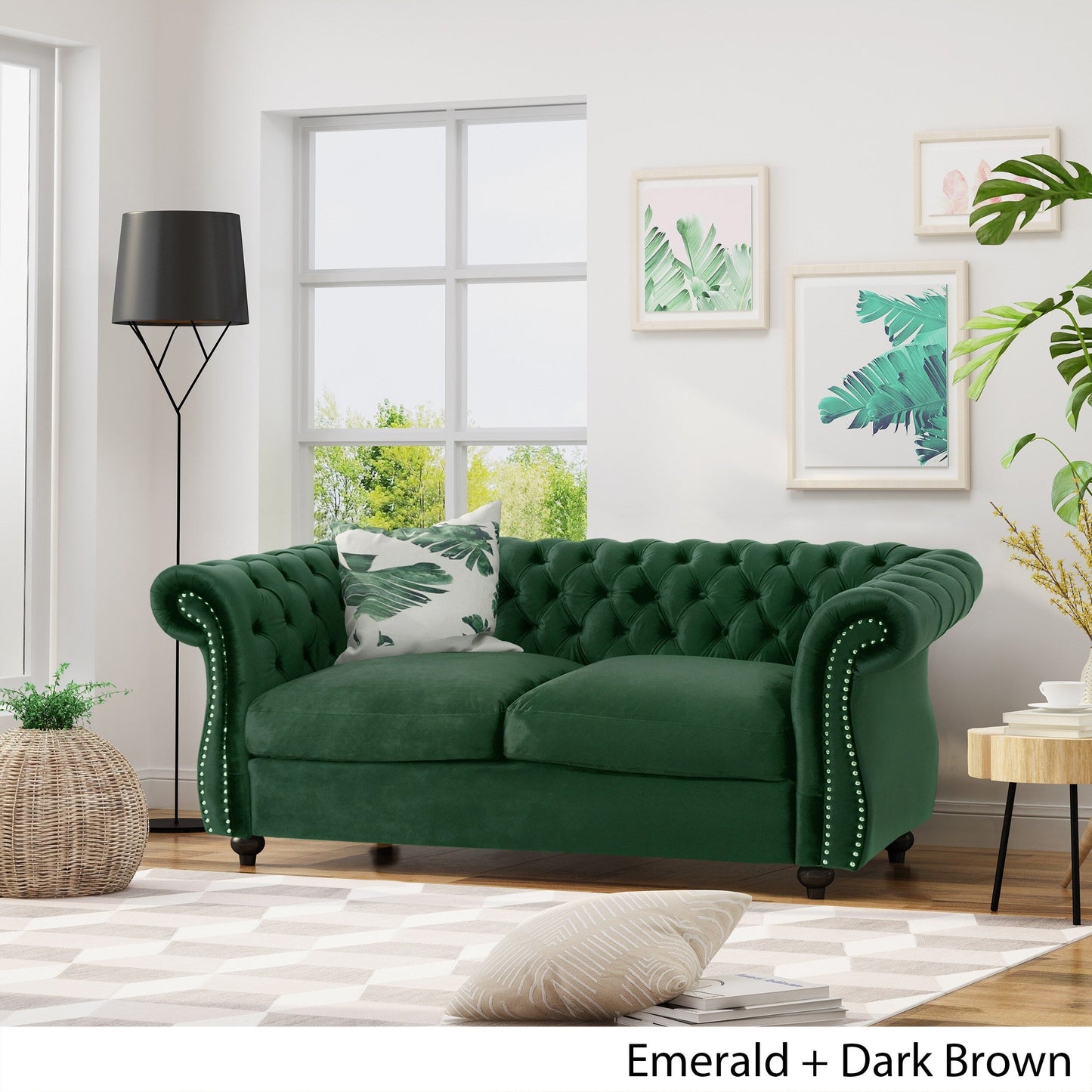 Canapé Chesterfield Emerald à boutons capitonnés avec têtes de clous