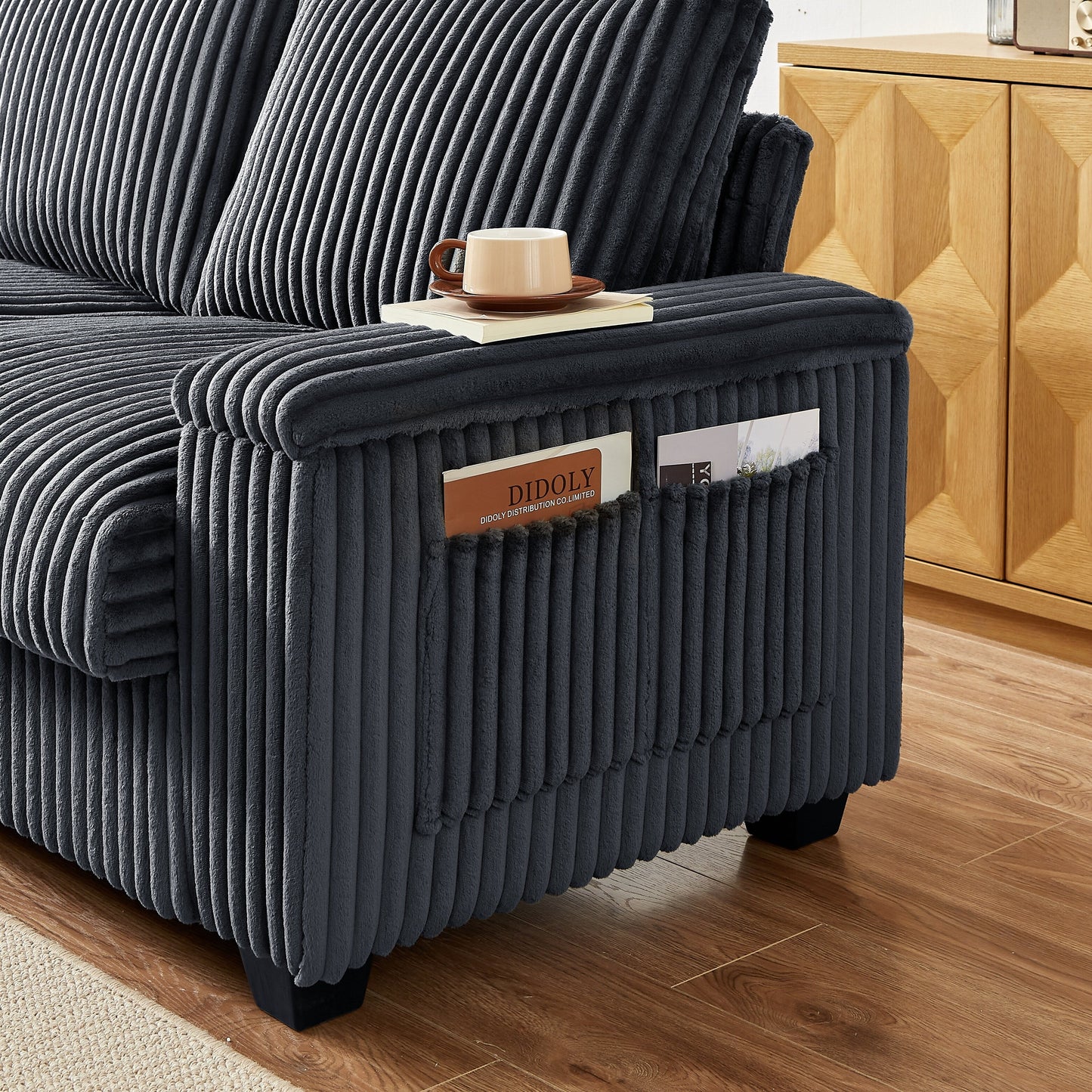 Canapé causeuse en tissu avec accoudoir de rangement et USB