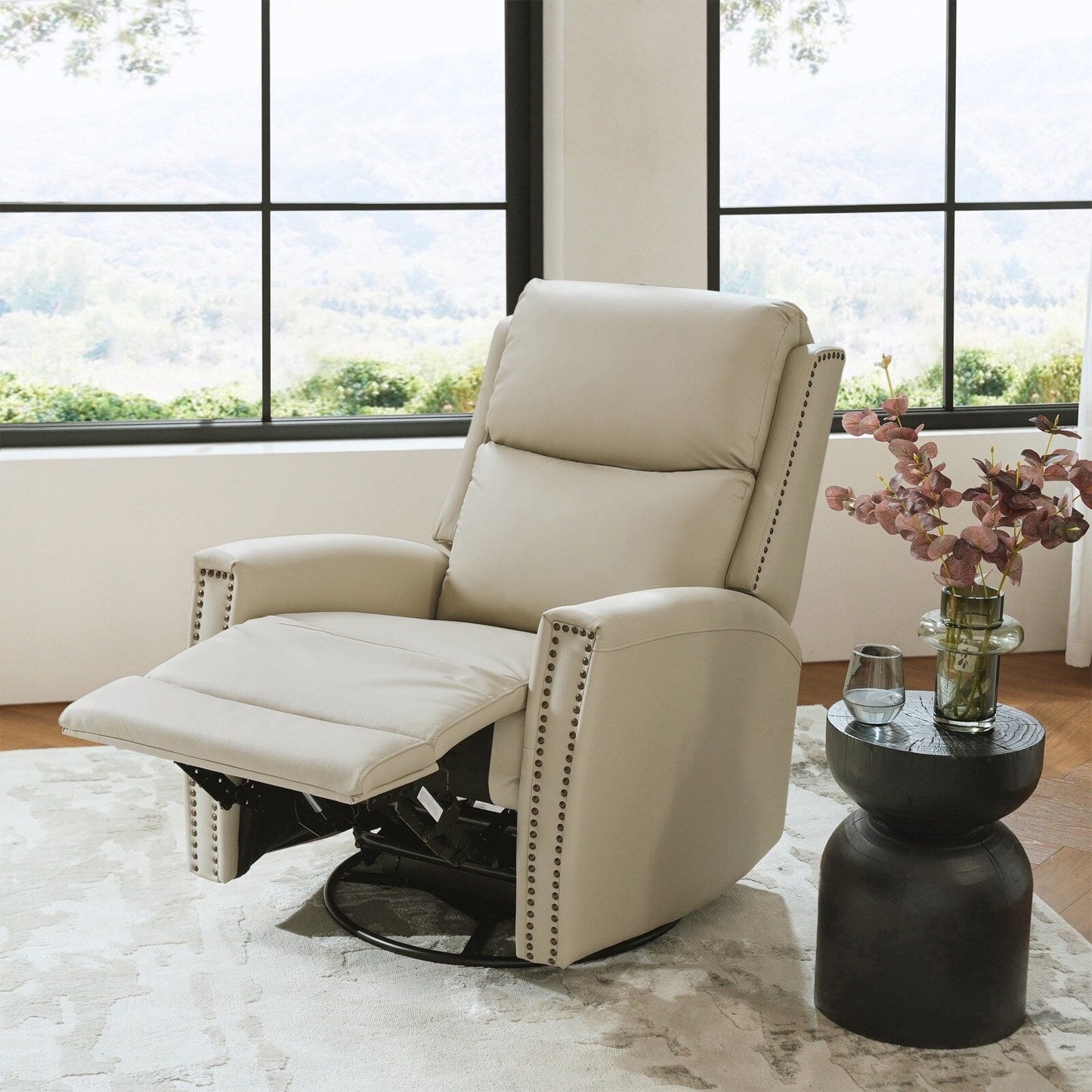 Fauteuil inclinable pivotant à oreilles Fiacro 30.31 en cuir véritable, large et moderne, avec garnitures cloutées