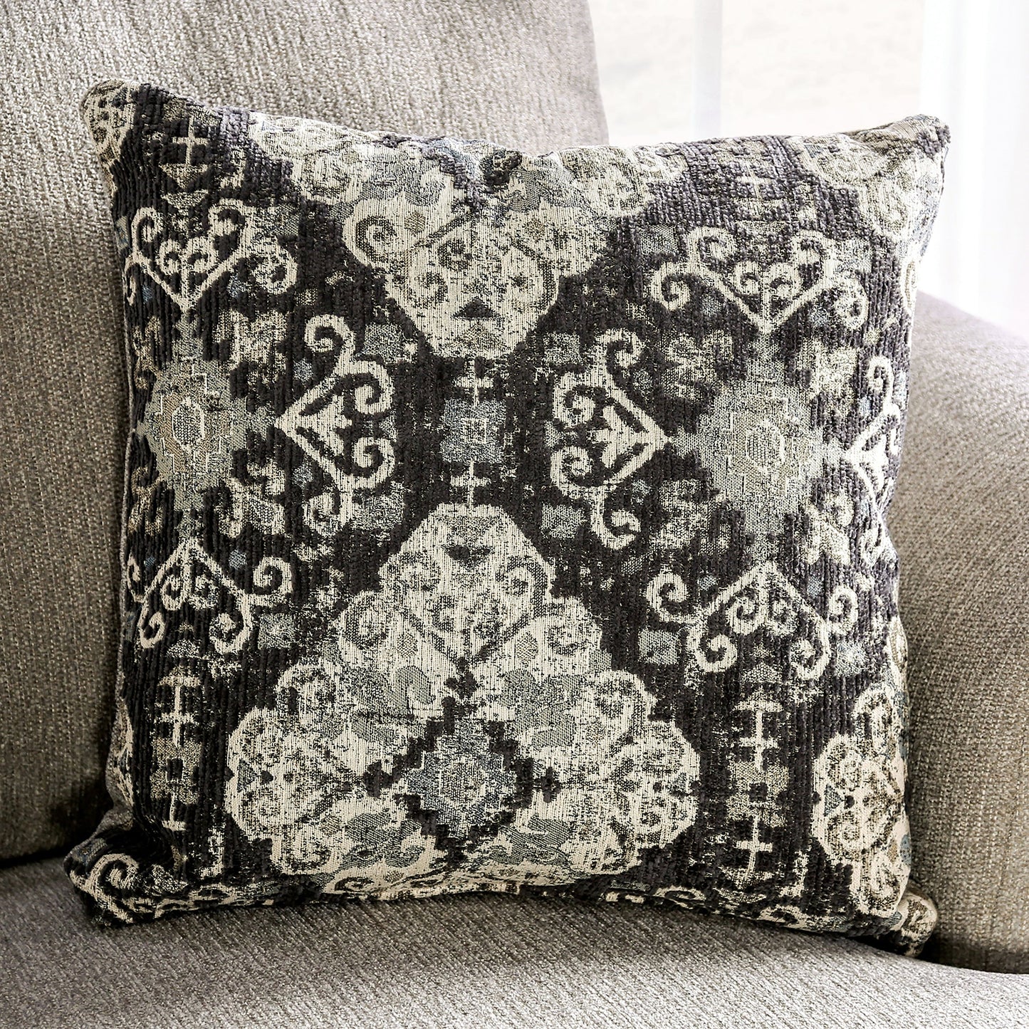 Canapé Frane Transitional Beige Chenille avec Coussin en T par Furniture of America