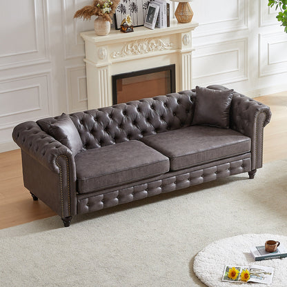 Canapé Chesterfield 3 places en tissu technique gris 85,5 avec accoudoirs roulés et 2 coussins pour le salon