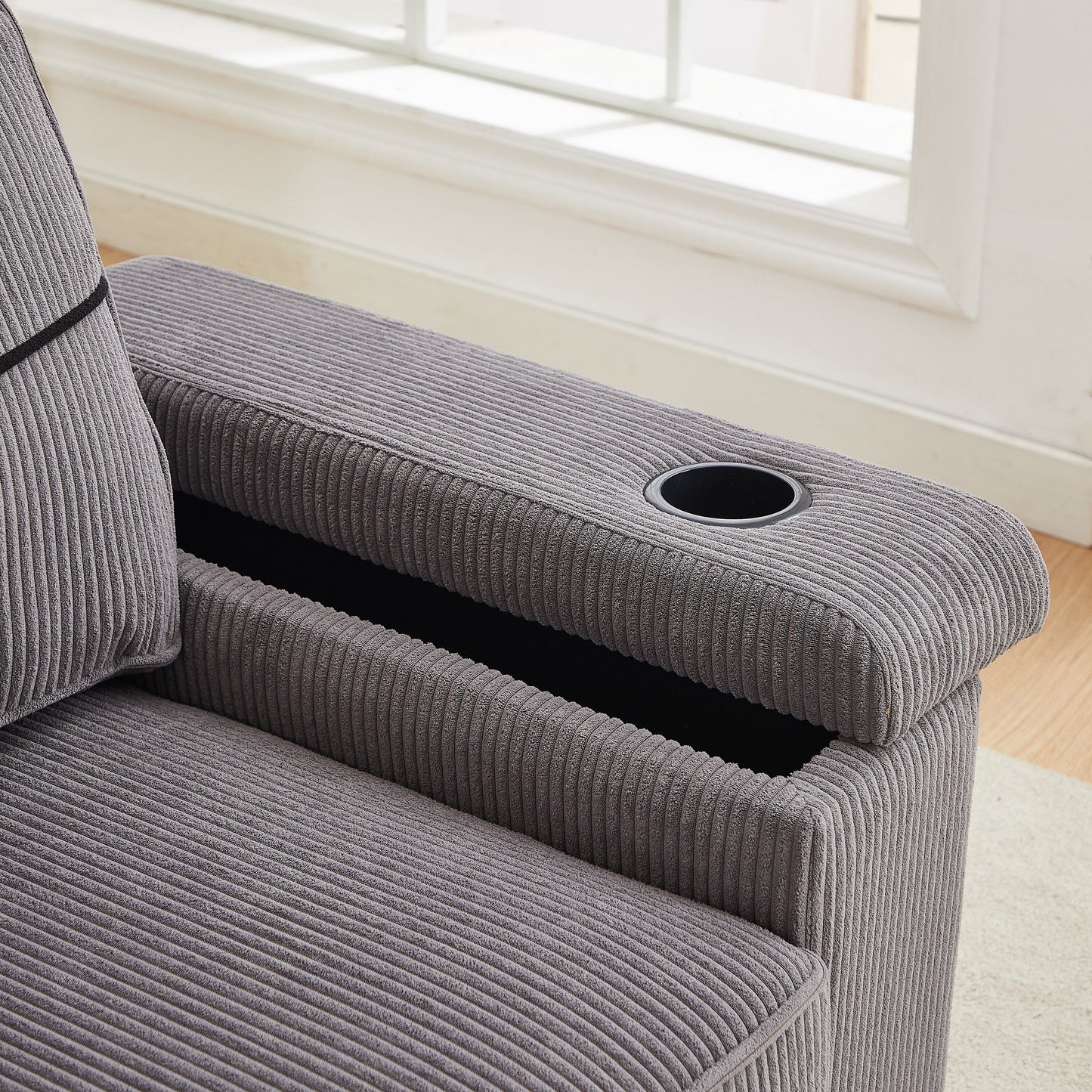 Canapé 3 places en velours côtelé gris avec ports USB et porte-gobelets