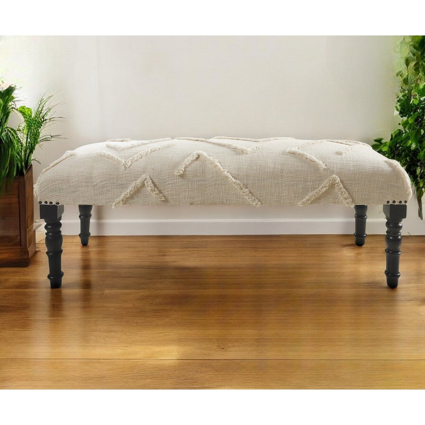 Banc géométrique rembourré en coton crème et noir HomeRoots 47 - 47 x 18 x 16