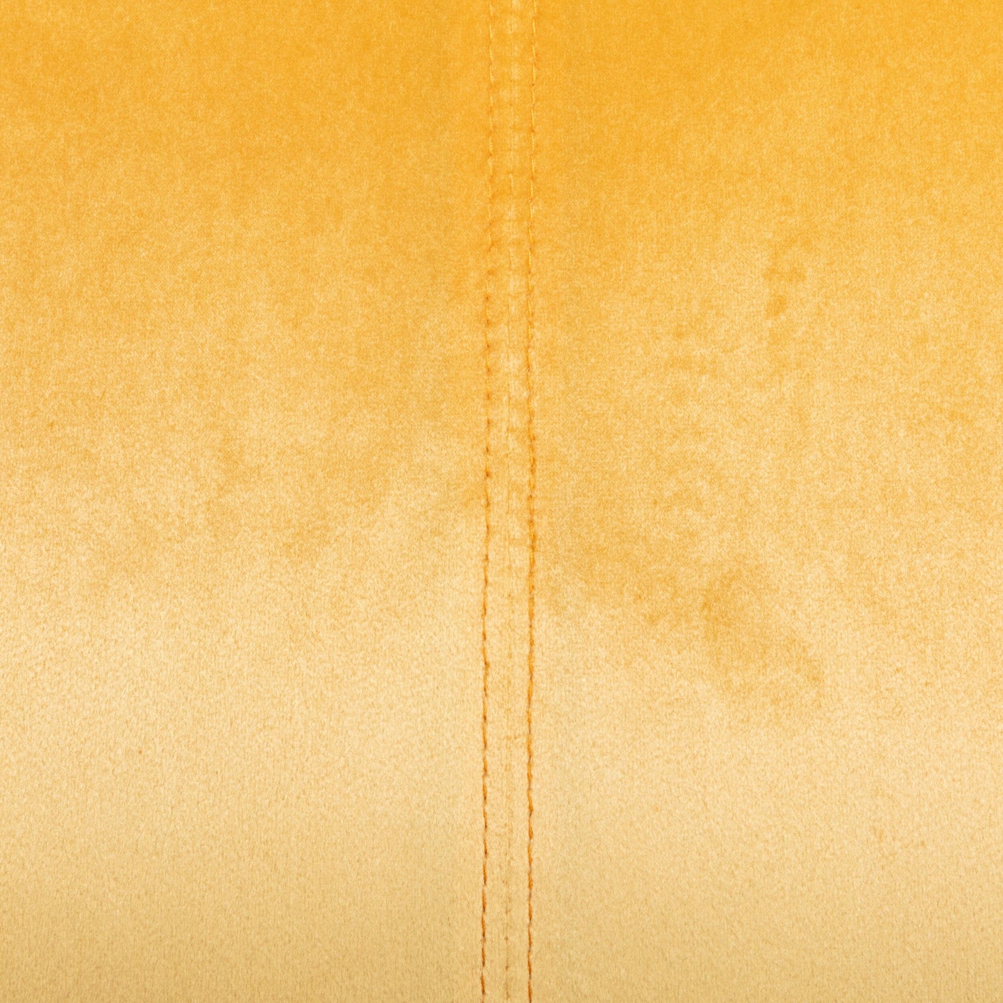 Canapé 3 places Honey 76,25 en velours avec coutures en canal et pieds en métal pour le salon