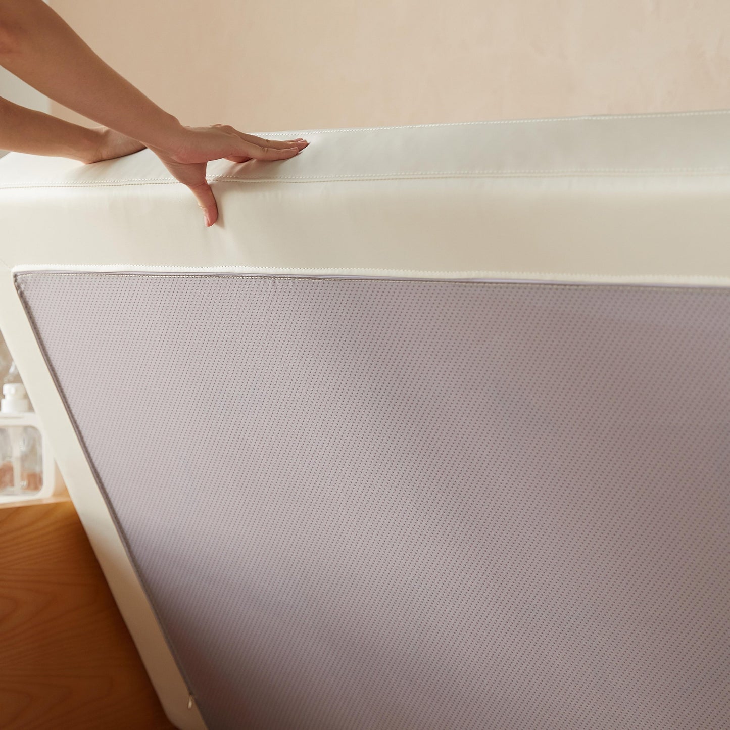 Canapé JASIWAY en coton beige avec cadre en bois