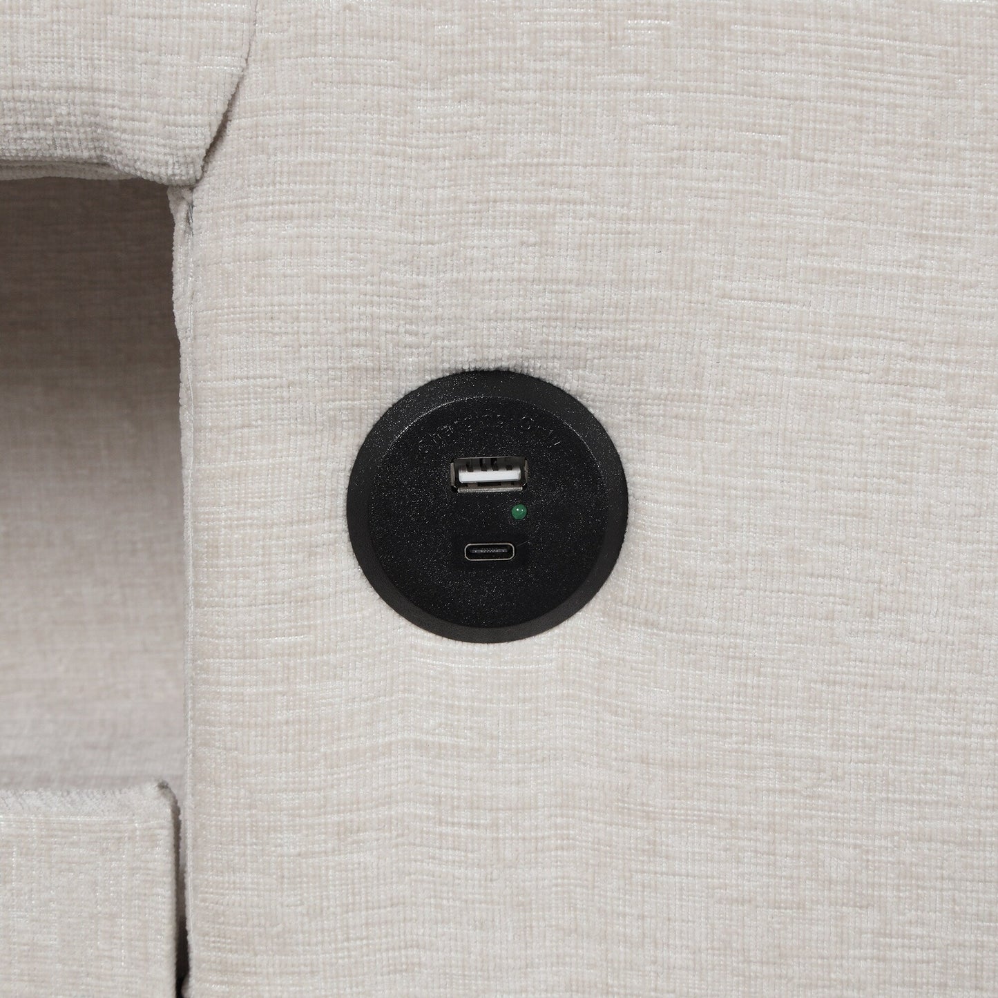 Canapé sectionnel 5 places en L avec pouf coulissant, porte-gobelets intégrés, port de chargement USB et coussins amovibles