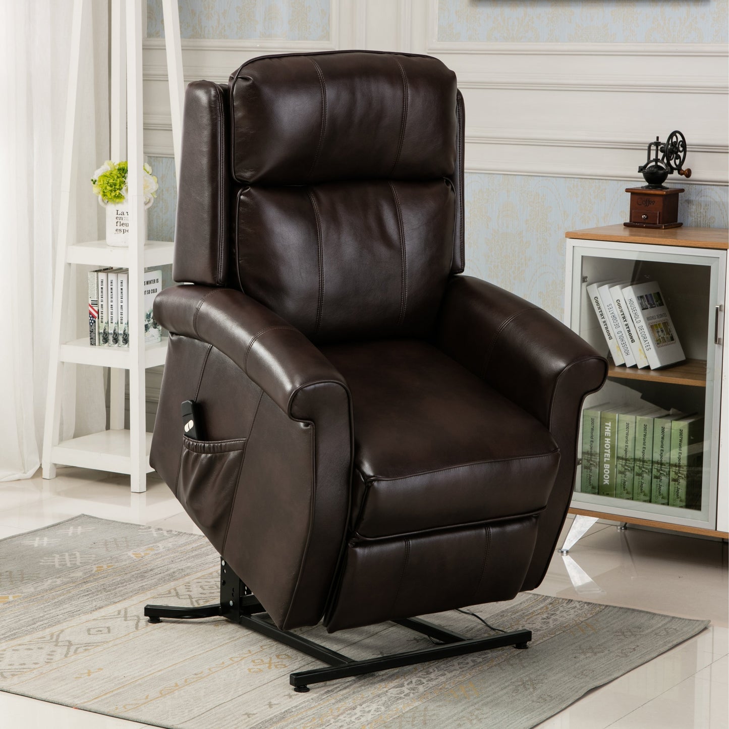 Fauteuil releveur traditionnel Lawrence de Greyson Living