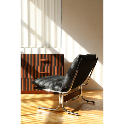 Fauteuil en cuir, fauteuil d'appoint moderne à dossier haut, chaises de salon avec pieds en métal et rembourrage doux, fauteuils de canapé