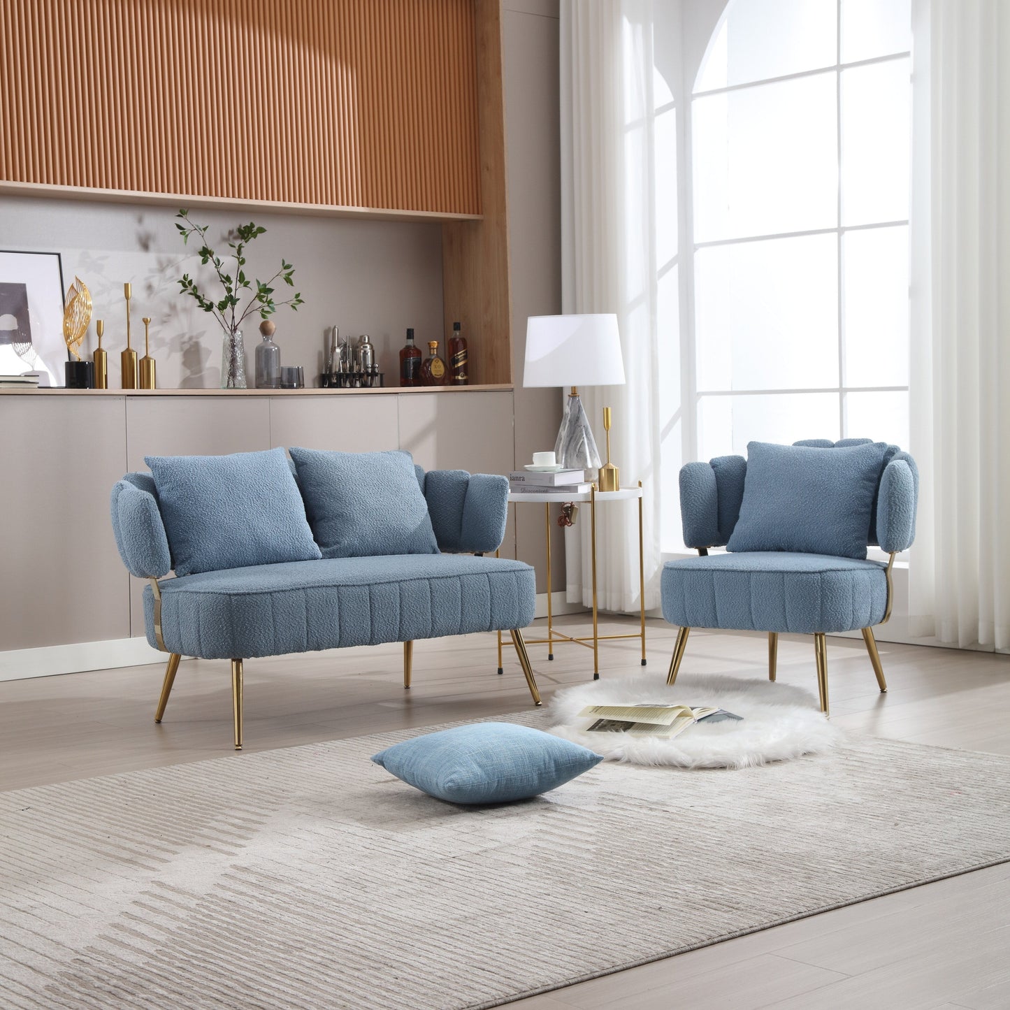 Canapé causeuse rembourré bleu clair moderne 51,97 $ avec cadre en métal et coussins pour le salon