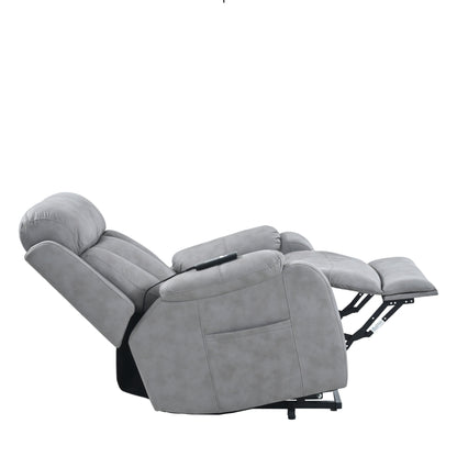 Fauteuil inclinable électrique gris clair pour personnes âgées, rembourré en polyester, avec poche latérale, accoudoirs coussinés et télécommande.