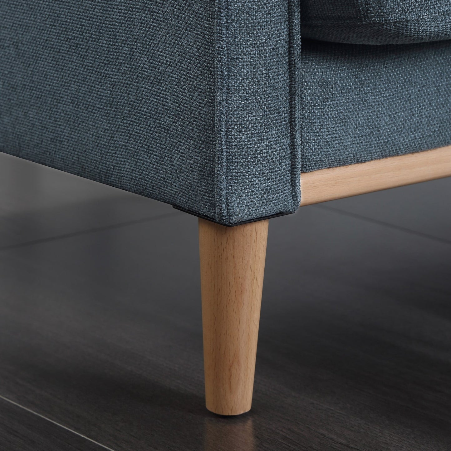 Canapé 3 places en tissu imperméable Living Space avec port de charge USB