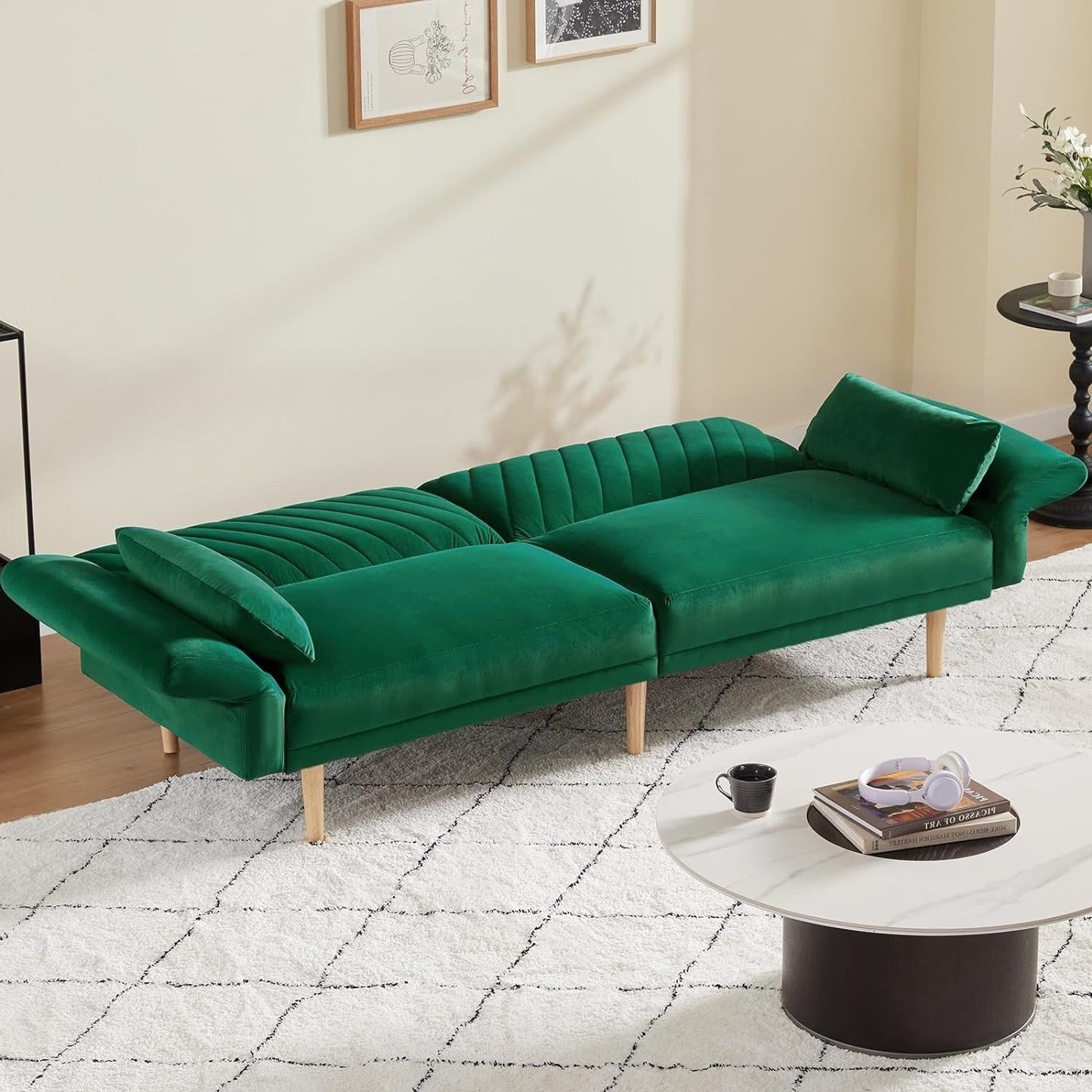 Canapé-lit convertible en futon avec oreillers