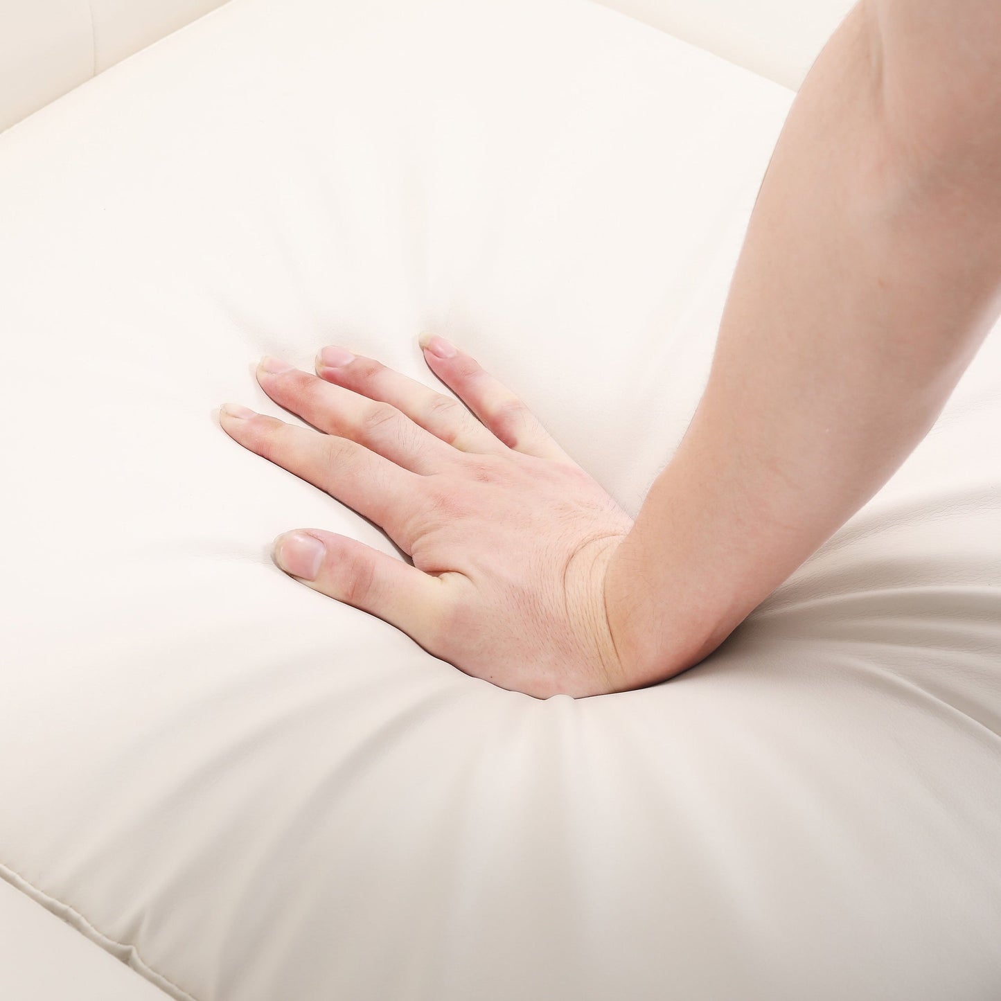 Canapé moderne en velours Morden Fort avec capitonnage à boutons, cadre en bois massif et pieds en fer