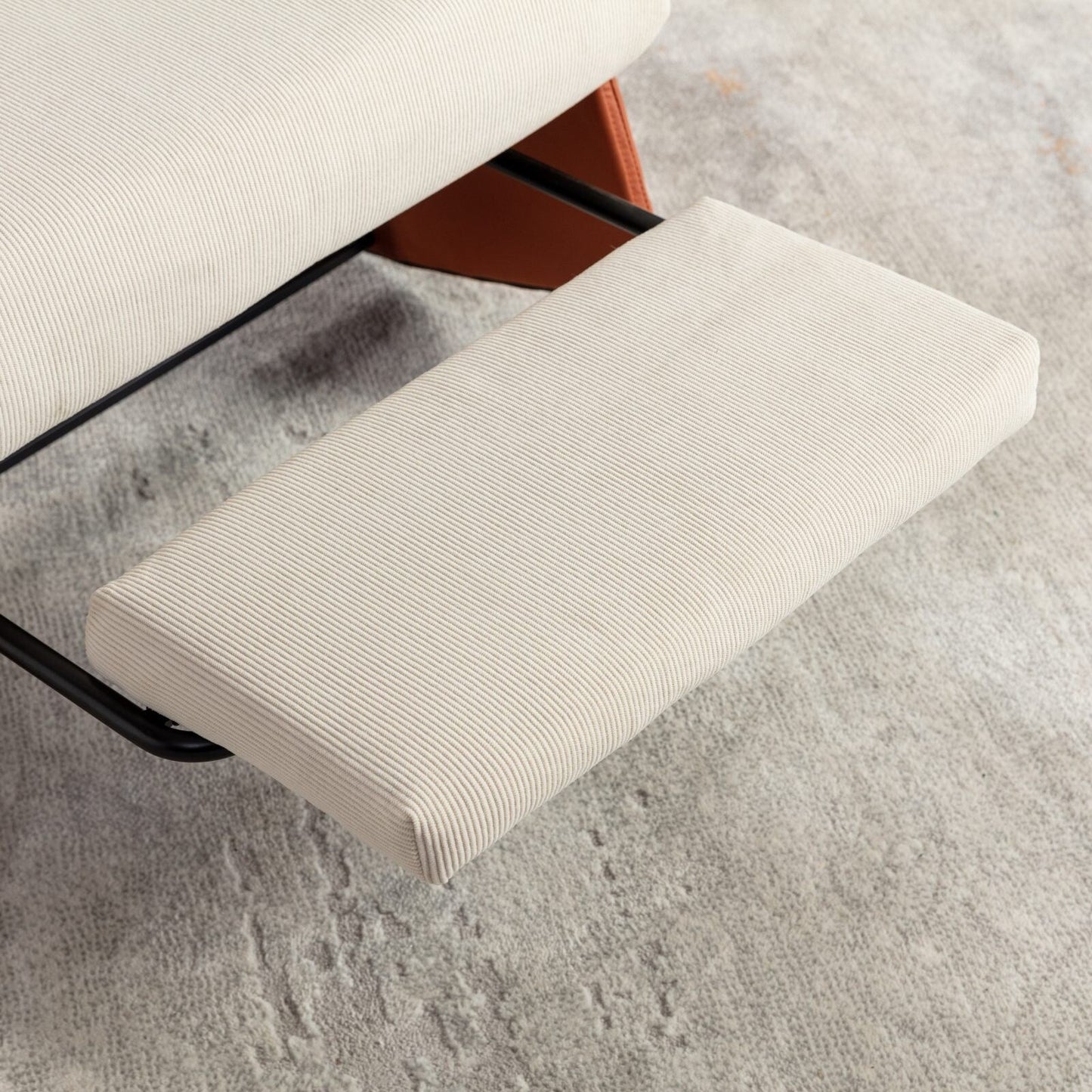 Fauteuil inclinable à bascule rembourré en velours côtelé orange et beige moderne avec repose-pieds et pieds en cuir synthétique pour salon et chambre à coucher