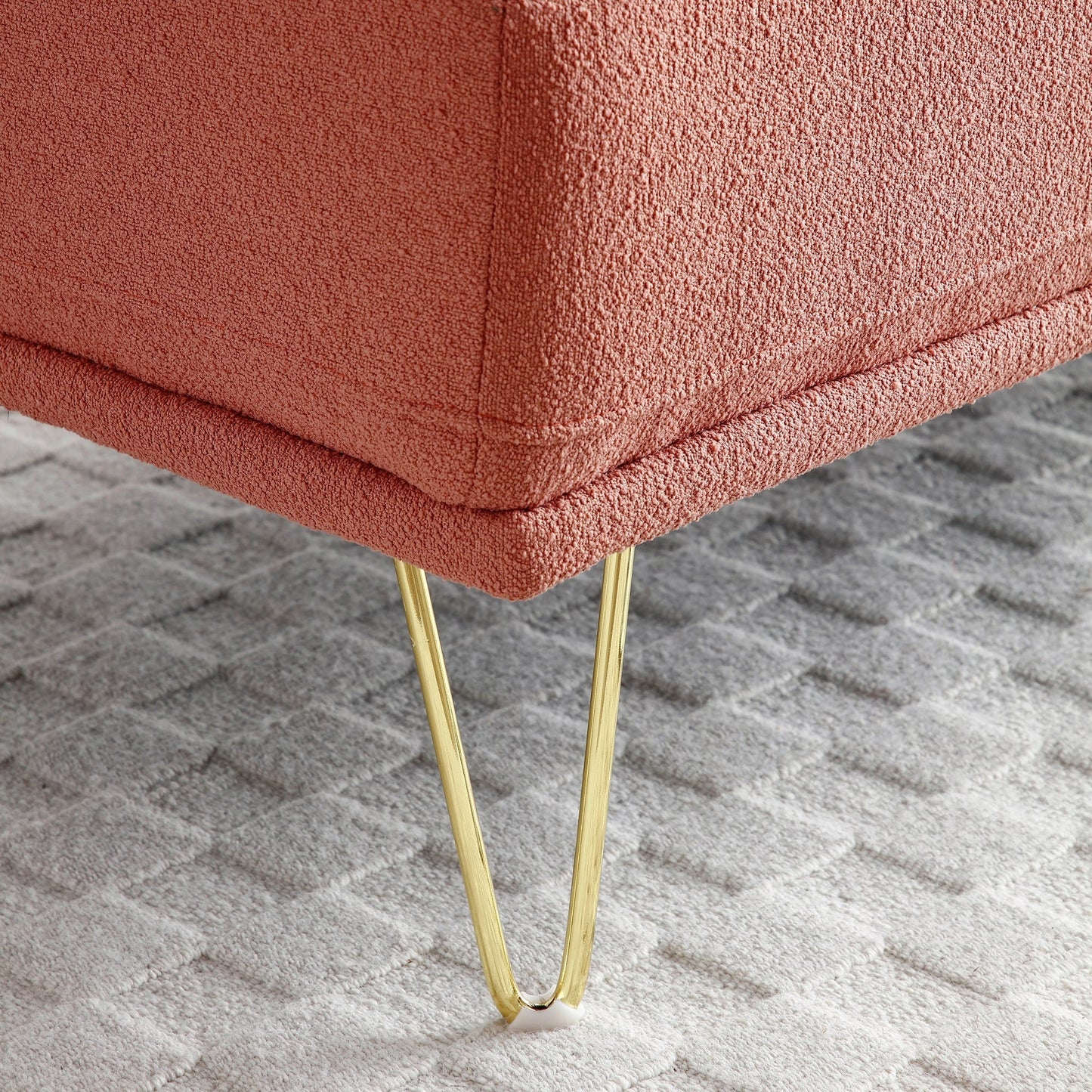 Banc de bout de lit rembourré rose moderne 56,3 avec pieds en métal doré pour chambre à coucher