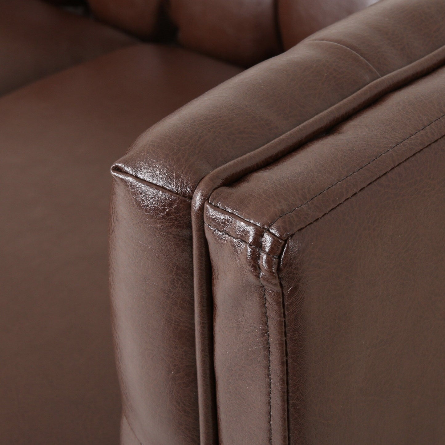 Canapé 3 places capitonné en similicuir Pondway par Christopher Knight Home