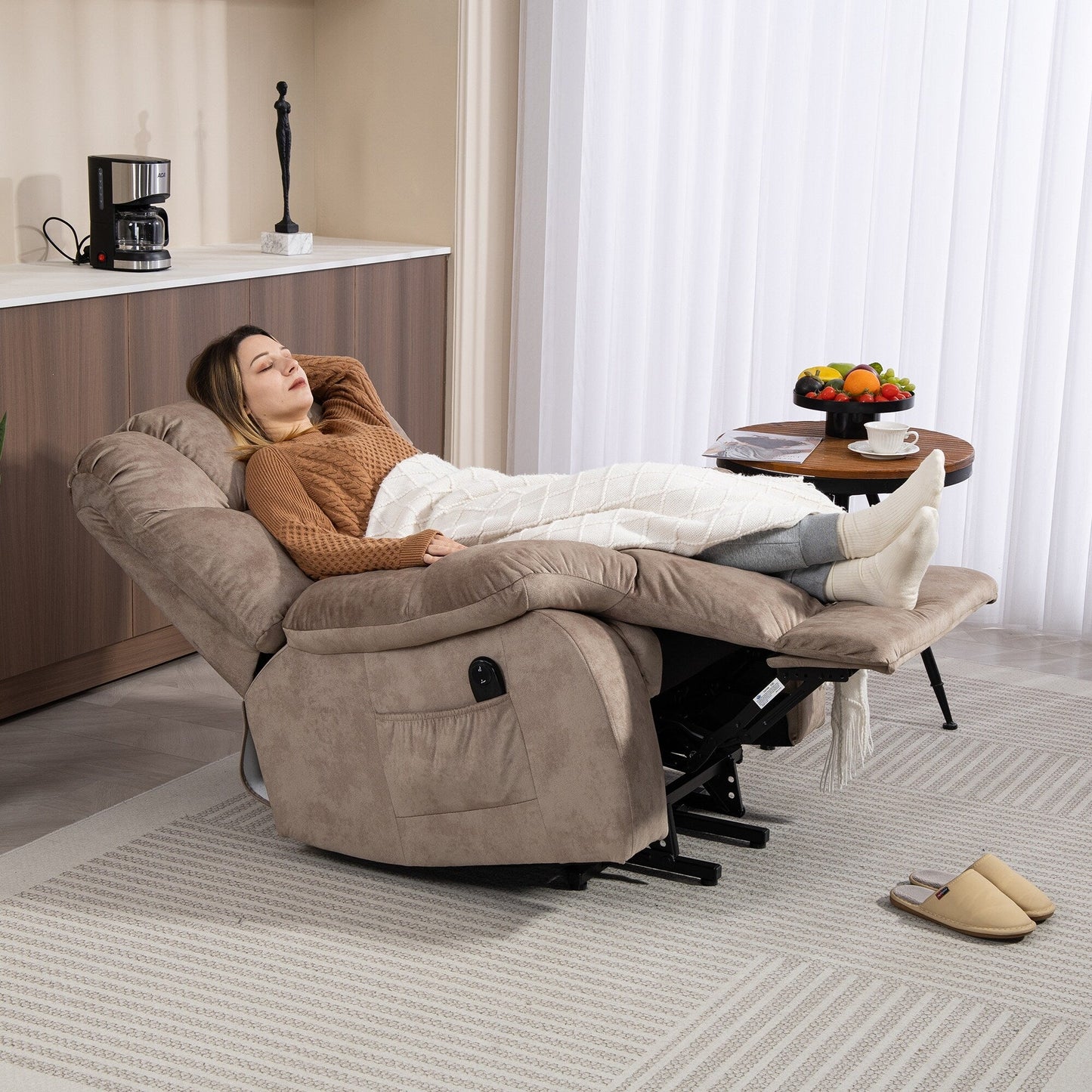 Fauteuil inclinable électrique pour personnes âgées, fauteuil inclinable robuste avec mécanisme de mouvement de sécurité et rembourrage confortable