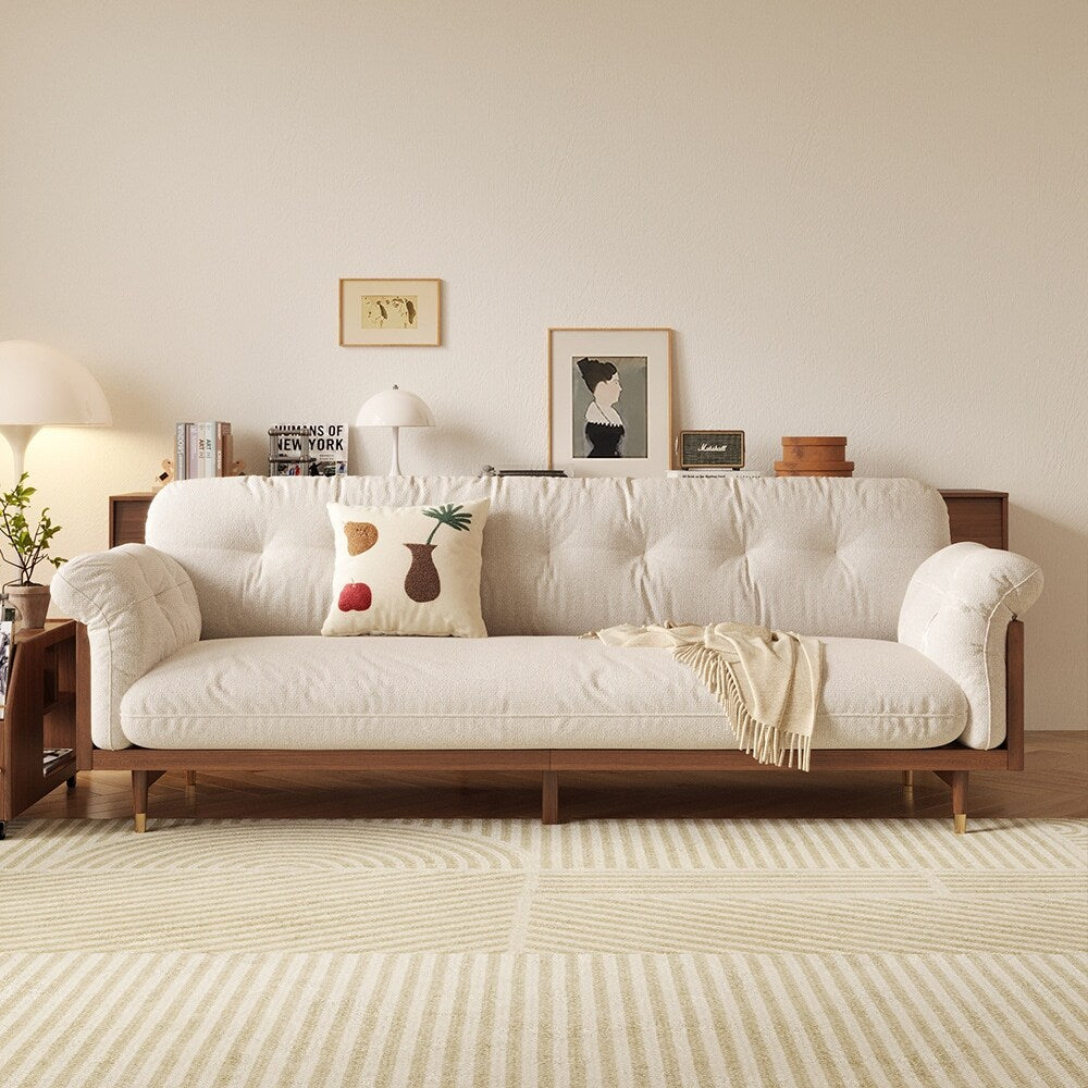 Canapé rectangulaire trois places Romision en lin beige avec accoudoirs évasés