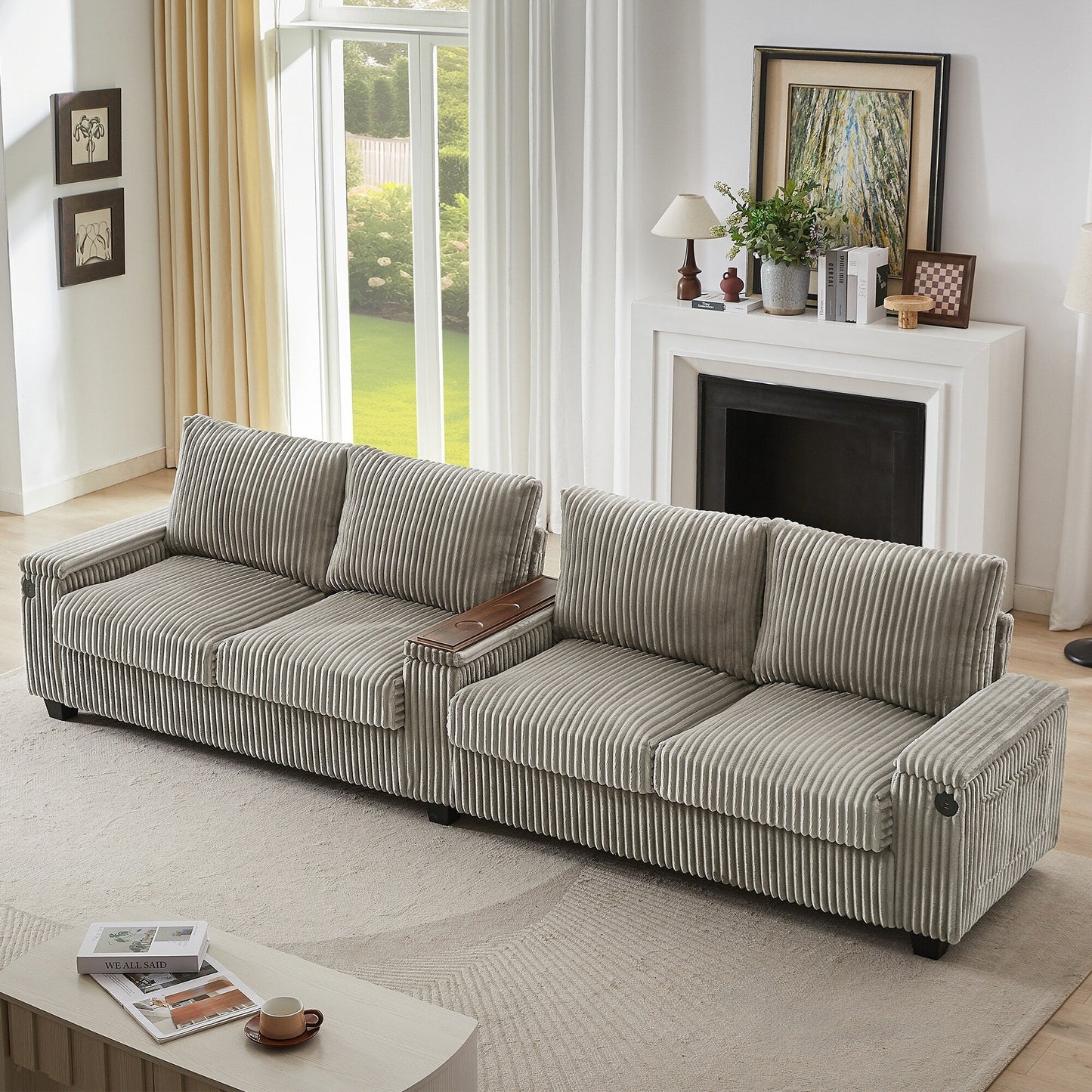 Canapé 4 places moderne en velours côtelé Roomfitters avec ports USB, accoudoirs de rangement dissimulés et porte-gobelets rabattables pour le salon