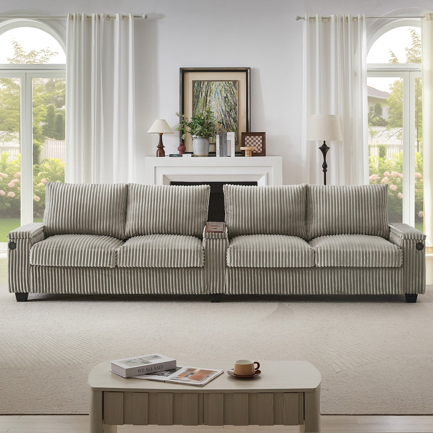 Canapé 4 places moderne en velours côtelé Roomfitters avec ports USB, accoudoirs de rangement dissimulés et porte-gobelets rabattables pour le salon