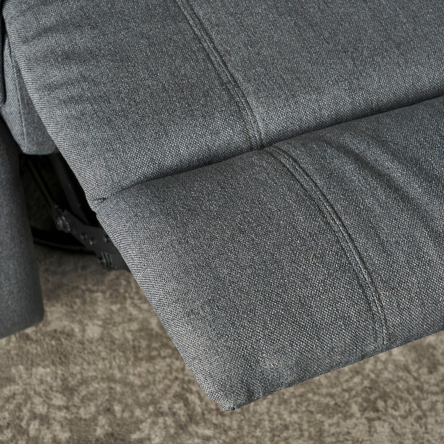 Fauteuil inclinable manuel en tissu Roomfitters avec mécanisme pivotant