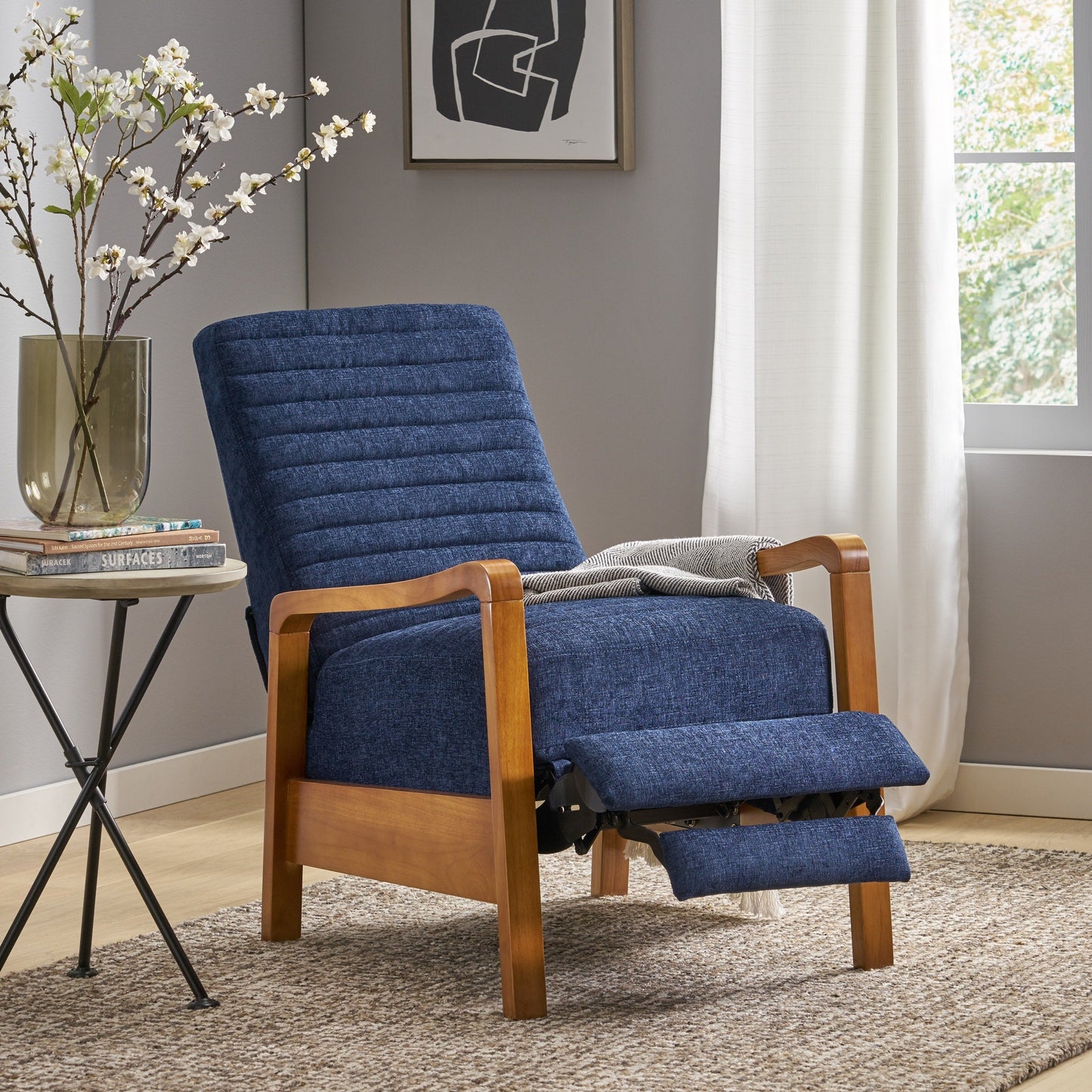 Fauteuil club inclinable manuel en tissu et bois Roomfitters, confortable pour le salon, bleu marine