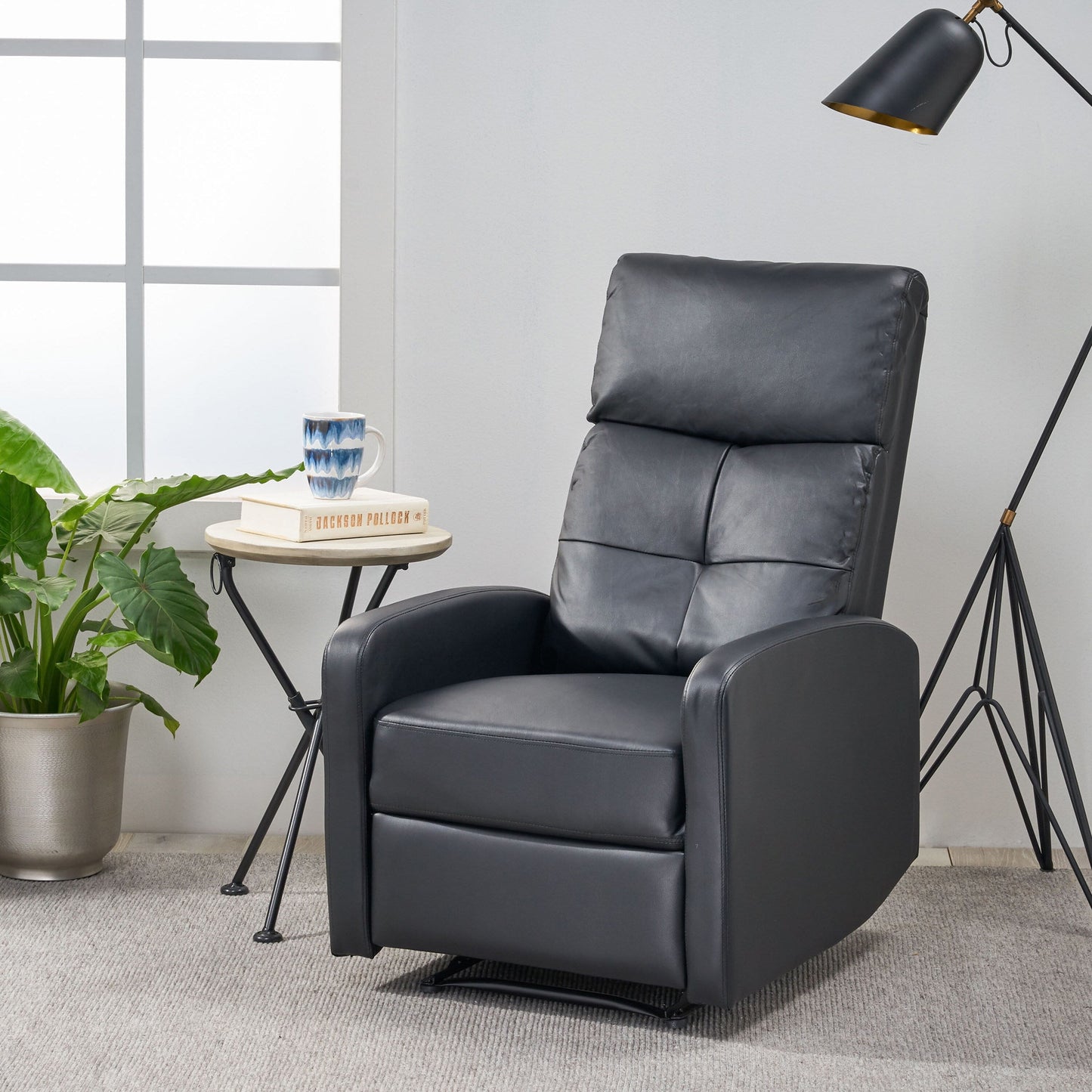 Fauteuil inclinable manuel standard en similicuir Roomfitters avec mécanisme d'inclinaison fluide, coussins confortables, design classique, noir
