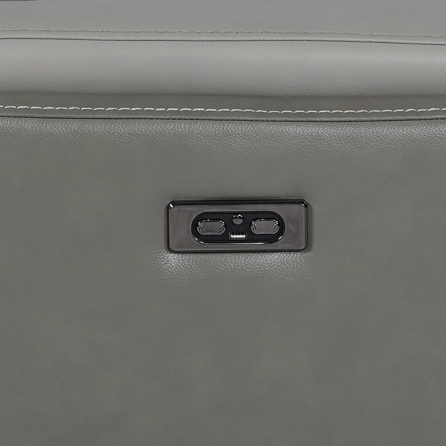 Fauteuil inclinable électrique Rosalyn Zero Gravity en cuir argenté et gris avec appui-tête électrique