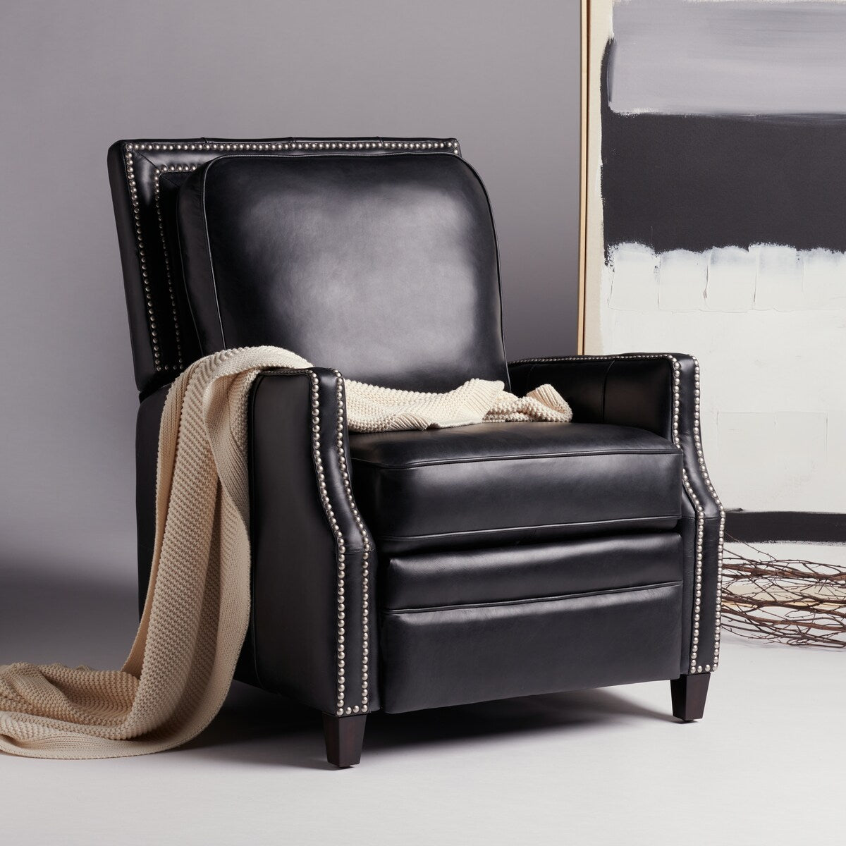 Fauteuil inclinable SAFAVIEH Couture Gwyn avec garniture cloutée